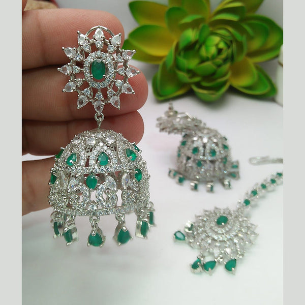 Everlasting Quality Jewels Jhumki Earrings With Mangtikka