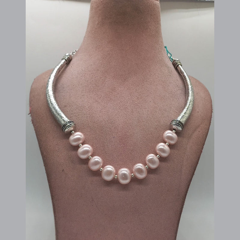 MG Beads Shellpearl Hasli Necklace