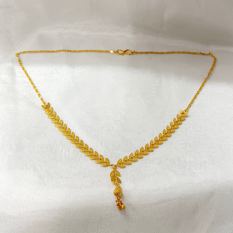 Light weight simple hot sale gold necklace