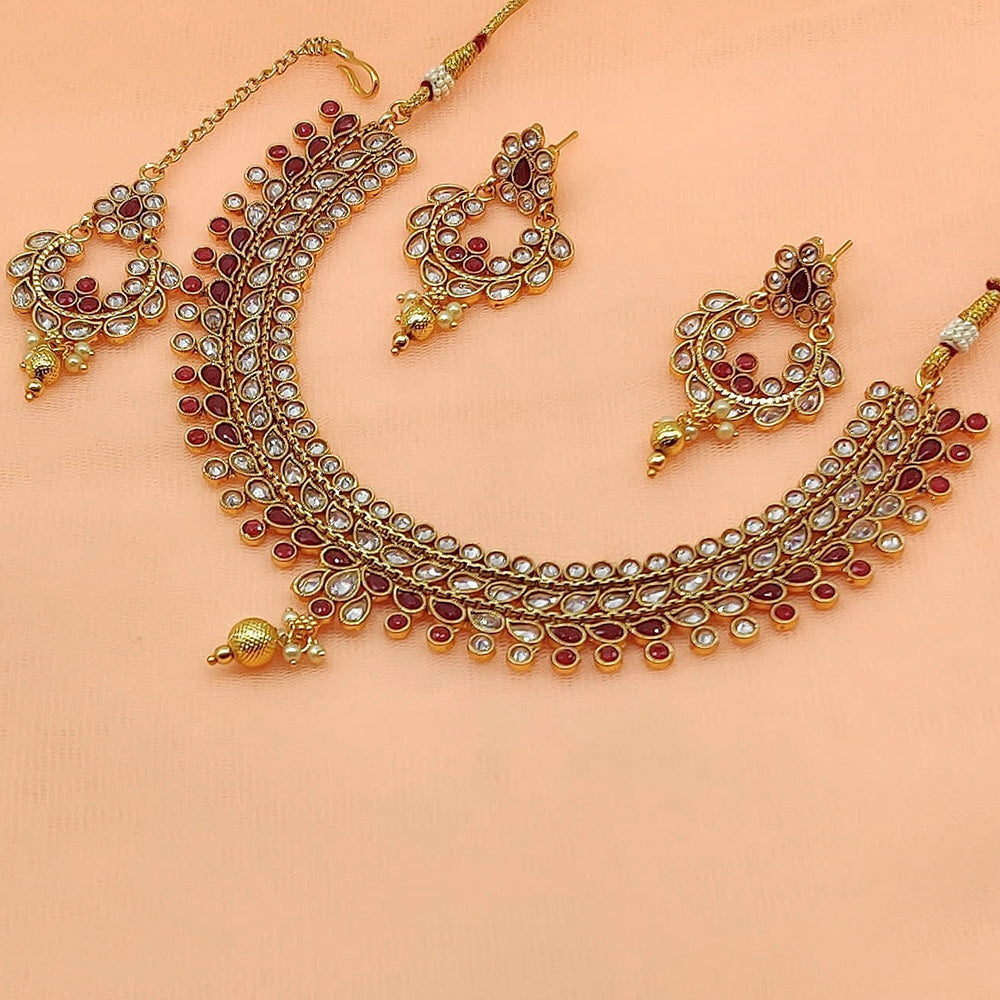 FS Collection Gold Plated Kundan And Pota Stone Necklace Set