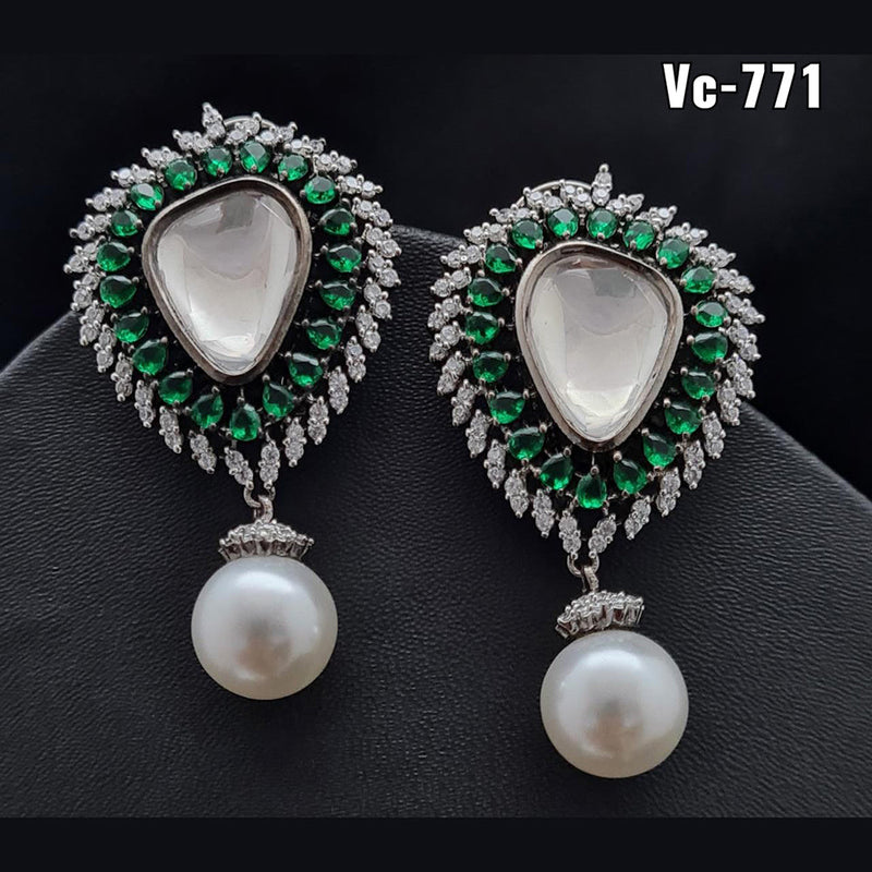 Vivah Creation Stud Earrings