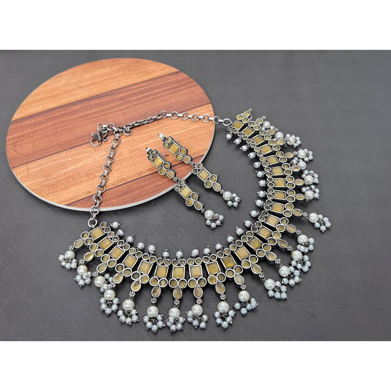 Akruti Collection Kundan Choker Necklace Set