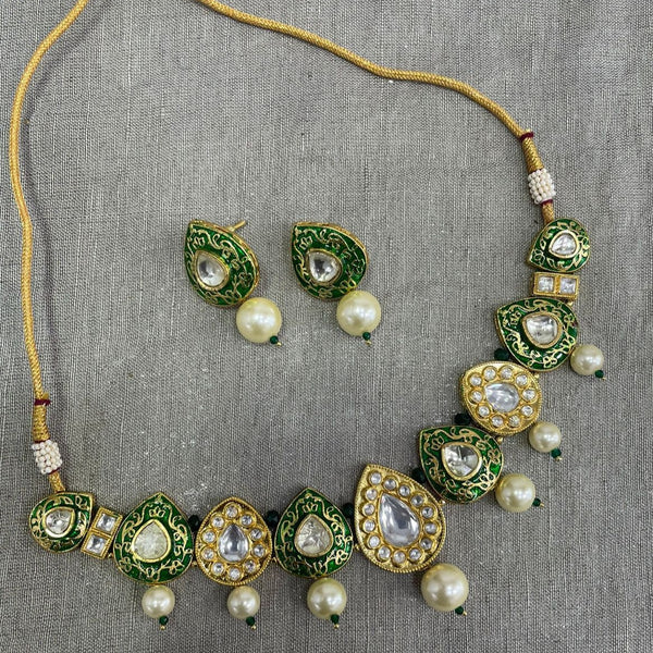 Jyoti Arts Gold Plated Kundan Stone Necklace Set
