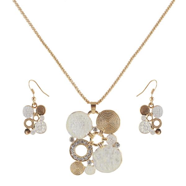 Urthn Austrian Stone Gold Plated Pendant Set - 1202516