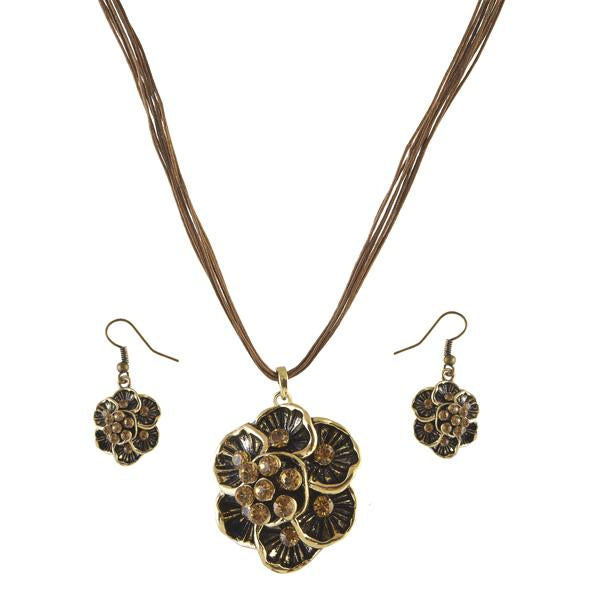 Urthn Austrian Stone Floral Gold Plated Pendant Set - 1202709