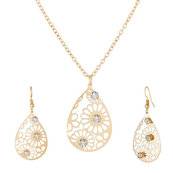 Kriaa Gold Plated White Austrian Stone Pendant Set - 1203905