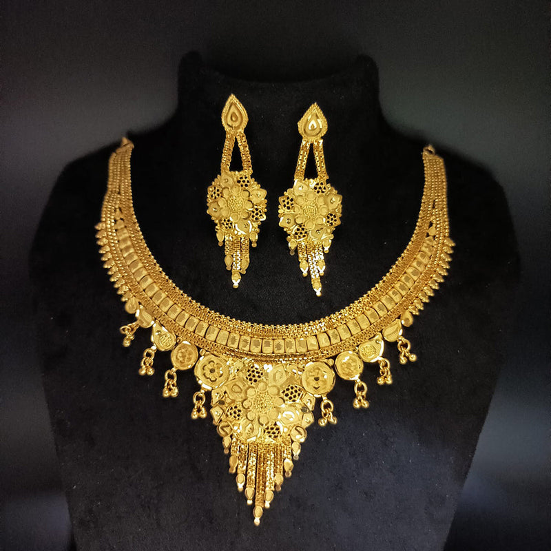 Marudhar's Forming Necklace Set