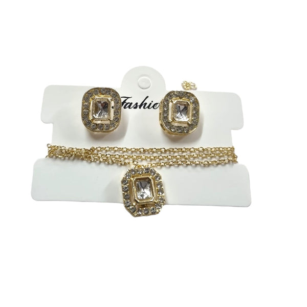 Naitika Arts Gold Plated Crystal Stone Chain Pendant Set