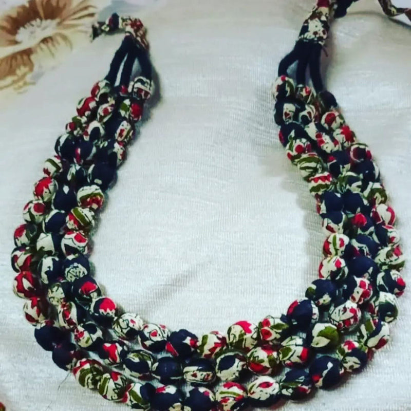 Avanis Handmade Long Necklace