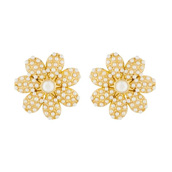 Kriaa Floral Design Gold Plated Pearl Stud Earrings - 1310040
