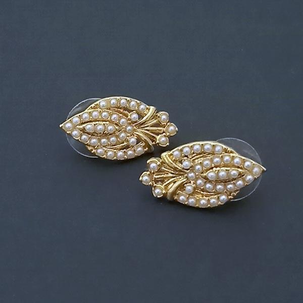 Kriaa Gold Plated Pearl Stud Earrings - 1310181