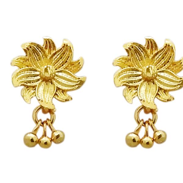 Kriaa Floral Design Gold Plated Stud Earrings - 1311718