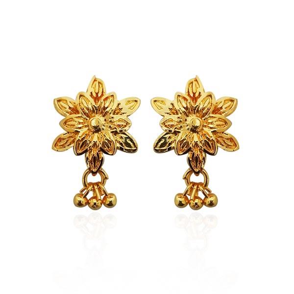 Kriaa Gold Plated Floral Design Stud Earrings - 1311748