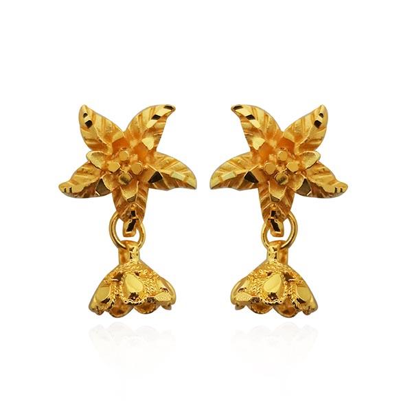 Kriaa Floral Design Gold Plated Stud Earrings - 1311754