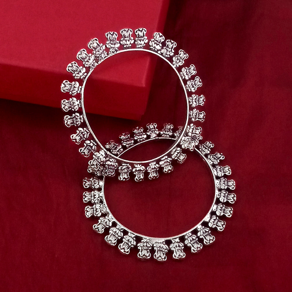 Urthn Oxidised Plated Bangles Set