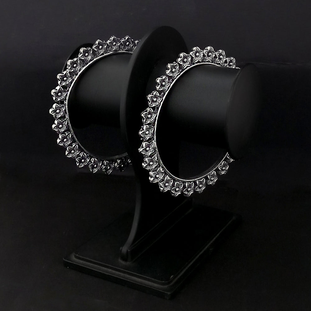 Urthn Oxidised Plated Bangles Set