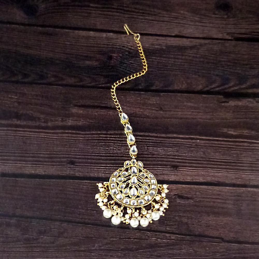 Kriaa Gold Plated Pearl And Kundan Maang Tikka - 1502527