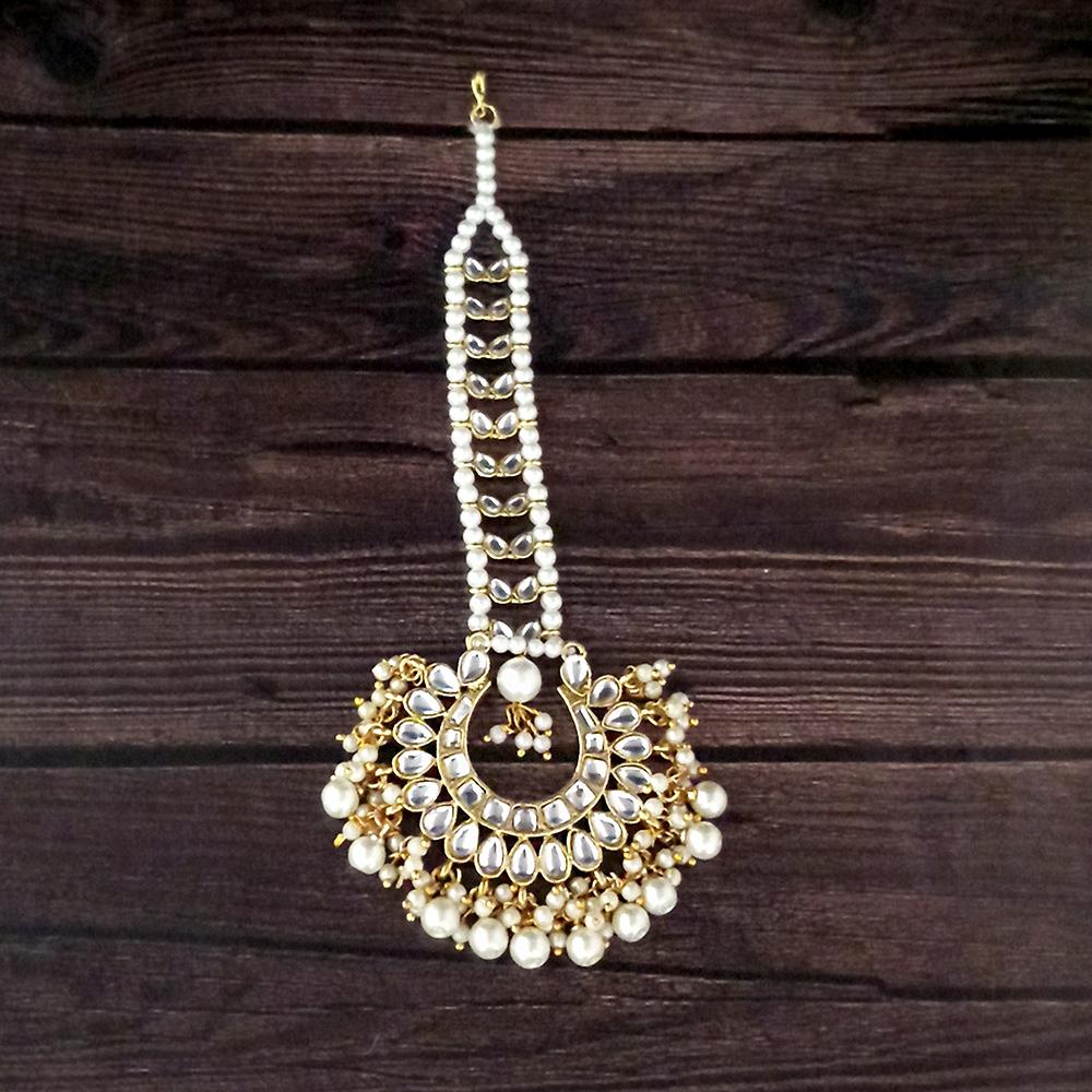 Kriaa Gold Plated Pearl And Kundan Maang Tikka - 1502529