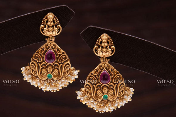 Varso Kempu &  Emerald Gold Alloy Pearl Dangler Earrings  - 211059