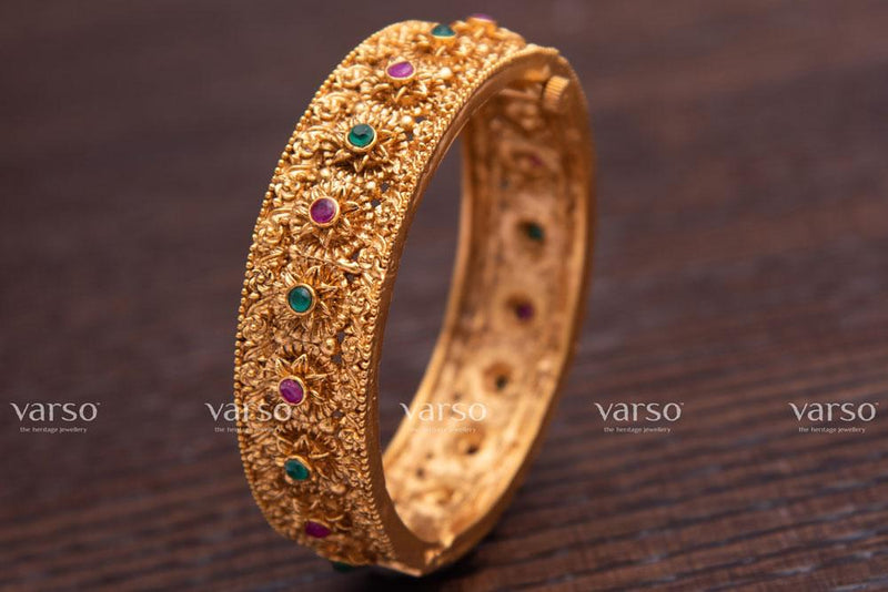 Varso Ruby & Emerald Gold Antique Brass Alloy Kada -215014