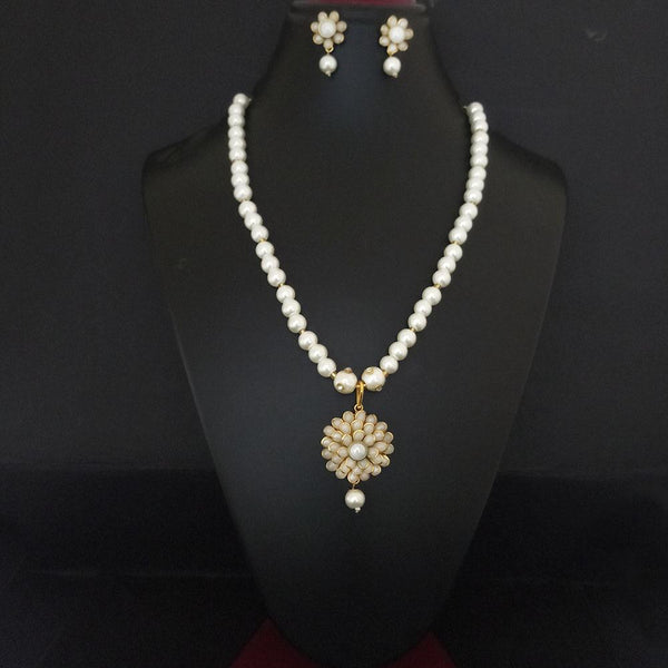 Kriaa Pink White And Pearl Gold Plated Necklace Set - 2800325L