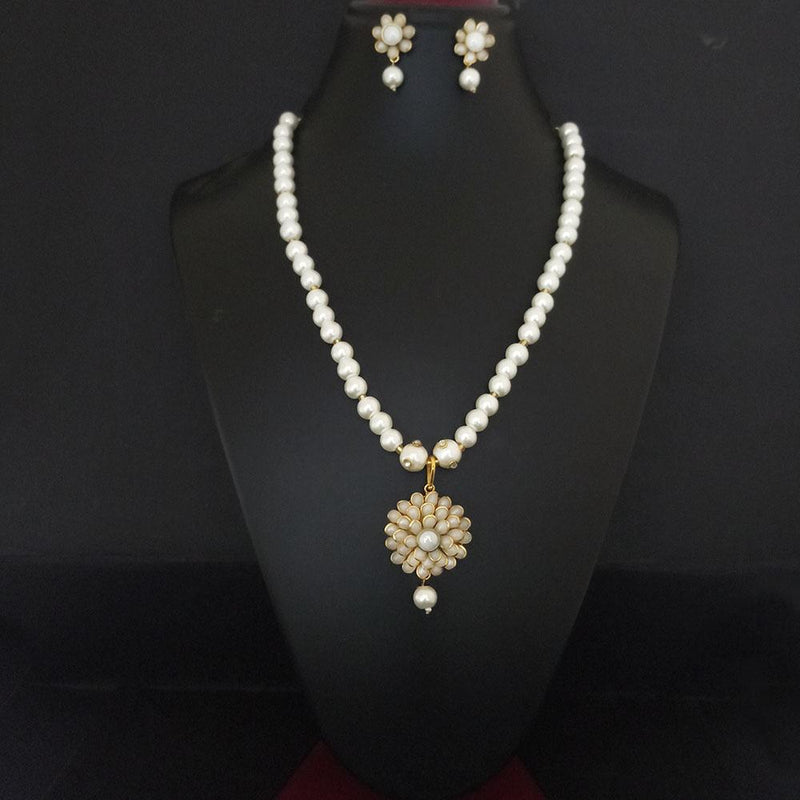 Kriaa Pink White And Pearl Gold Plated Necklace Set - 2800325L