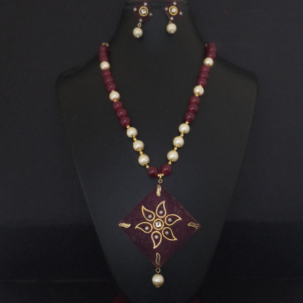 Kriaa Maroon Beads And Kundan Gold Plated Necklace Set - 2800337