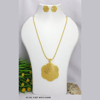 Mahavir Gold Plated Chain Pendant Set