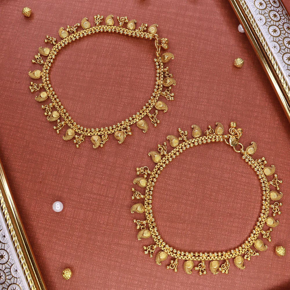 Etnico Traditional Gold Plated Ghungroo Payal Anklet For Girls & Women (A047FL)