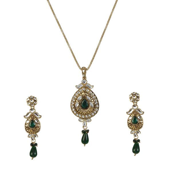 Kriaa White kundan Gold Plated Pendant Set