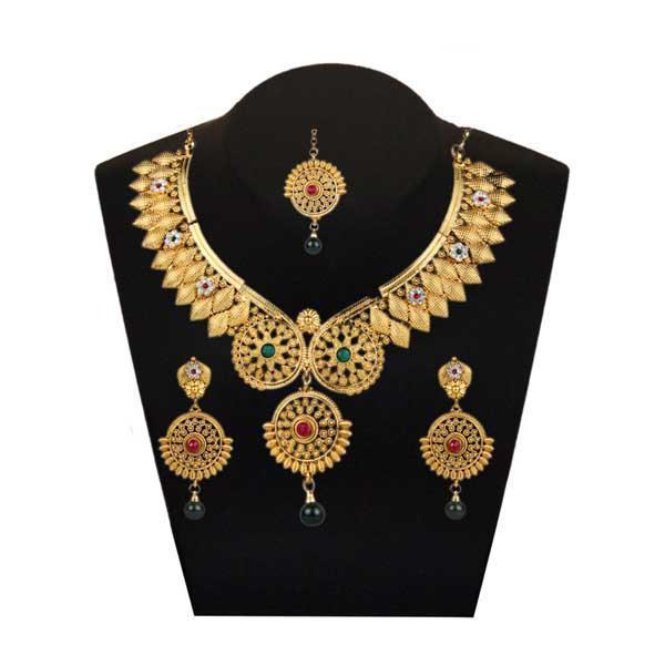 Kriaa Green Pota Stone Necklace Set With Maang Tikka - 2101702