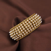 Etnico 18K Gold Plated Intricately Handcrafted Kada Embellished with Pearls For Women (ADB426-a) (Pack of 1)