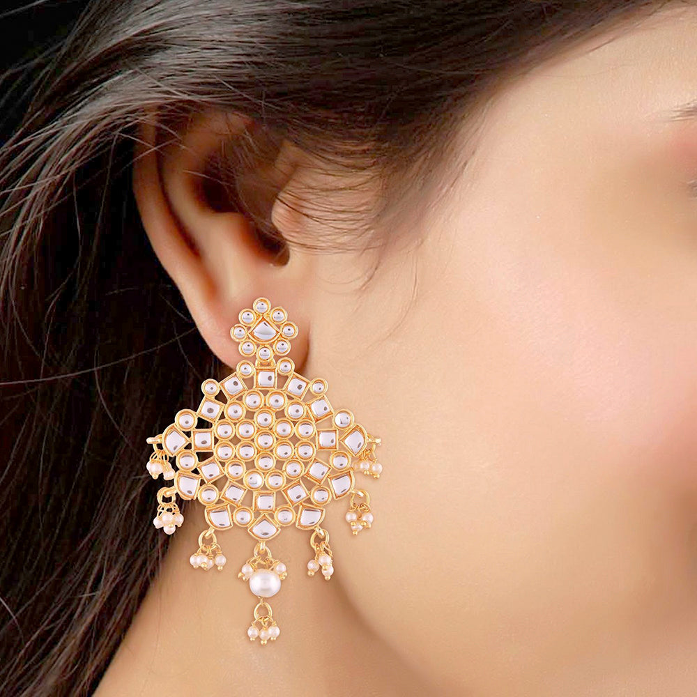 Etnico Traditional Gold Plated Chandbali Earrings Encased With Faux Kundans For Women/Girls (E2490W)