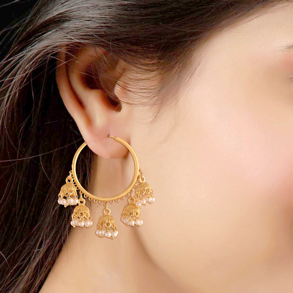 Etnico Metal Gold Plated and Pearl Jhumki Earrings for Women (Gold) E2848