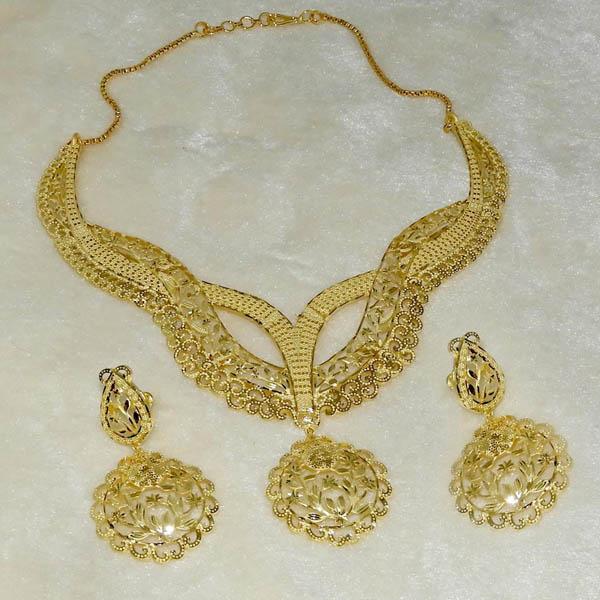 Utkrishtt Forming Gold Plated Copper Necklace Set - 1107824