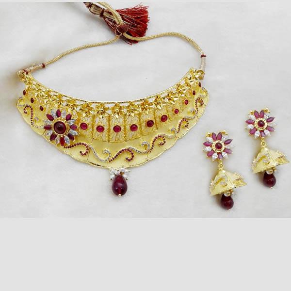 Utkrishtt Forming Gold Plated Copper Necklace Set - 1107839