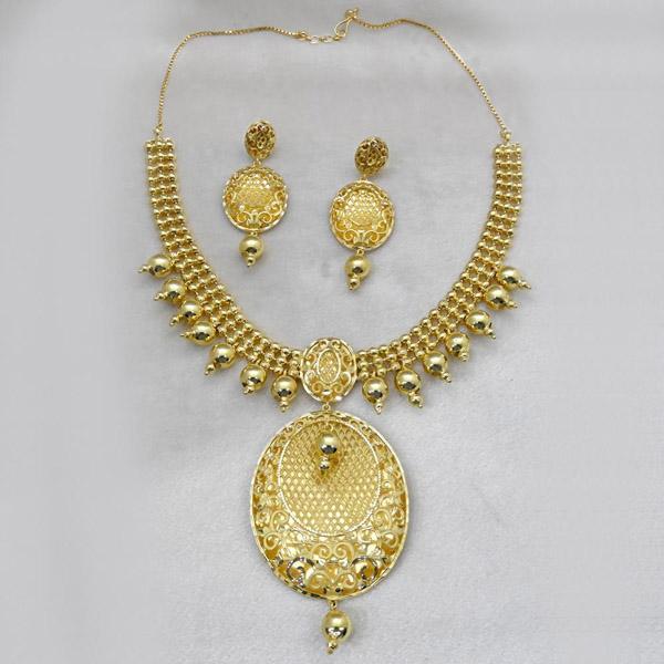 Utkrishtt Forming Gold Plated Copper Necklace Set - 1107864