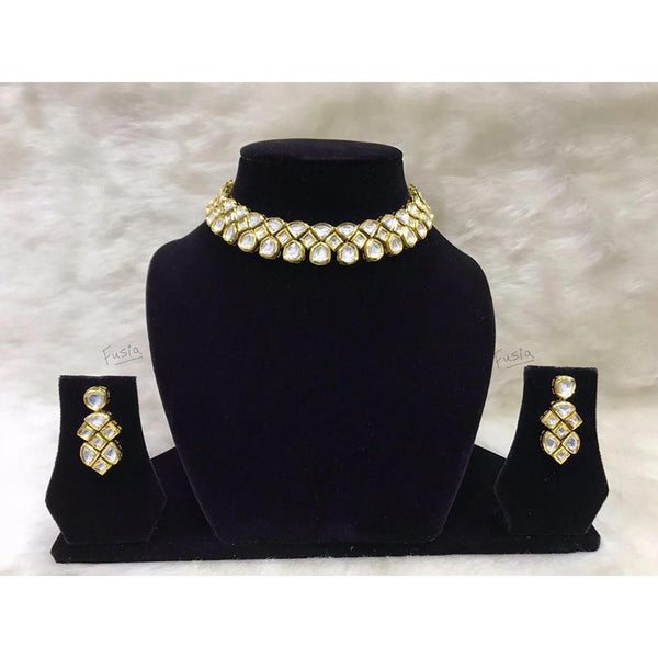 Tarangavi White Kundan Gold Plated Choker Necklace Set - FNV-886