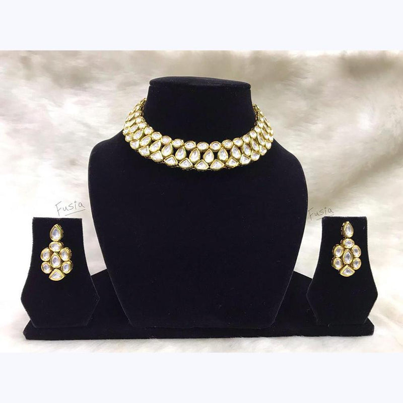 Tarangavi White Kundan Gold Plated Choker Necklace Set - FNV-906