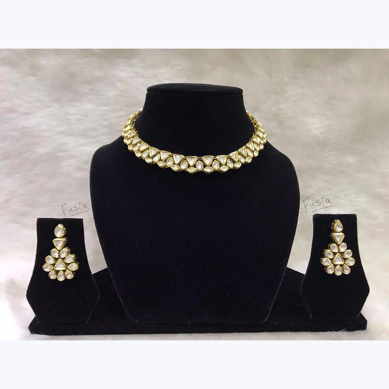 Tarangavi White Kundan Gold Plated Choker Necklace Set - FNV-913