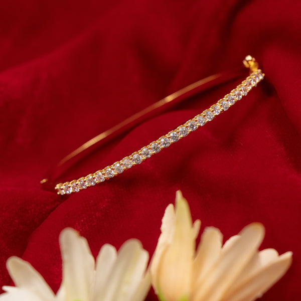 Nipura Golden Mimalistic Bangle Bracelet
