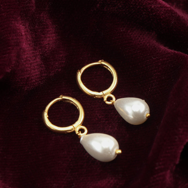 Nipura Golden Pearl Baali Earrings