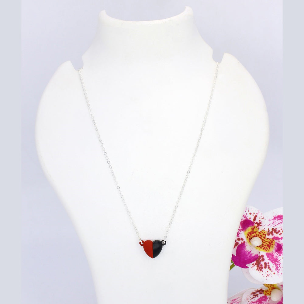 Mahavir Silver Plated Magnetic Heart Pendant Chain