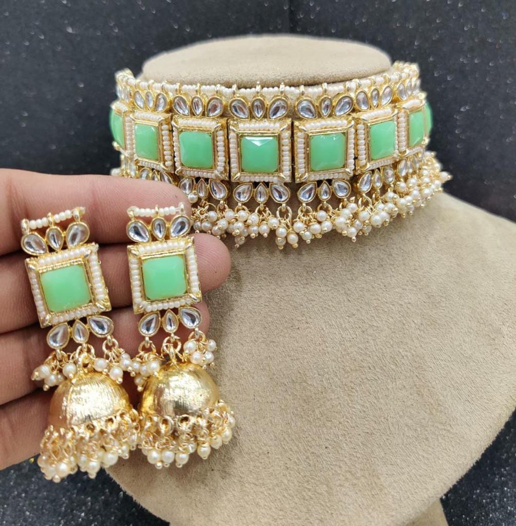 India Art Gold Plated Kundan And Pearl Necklace Set