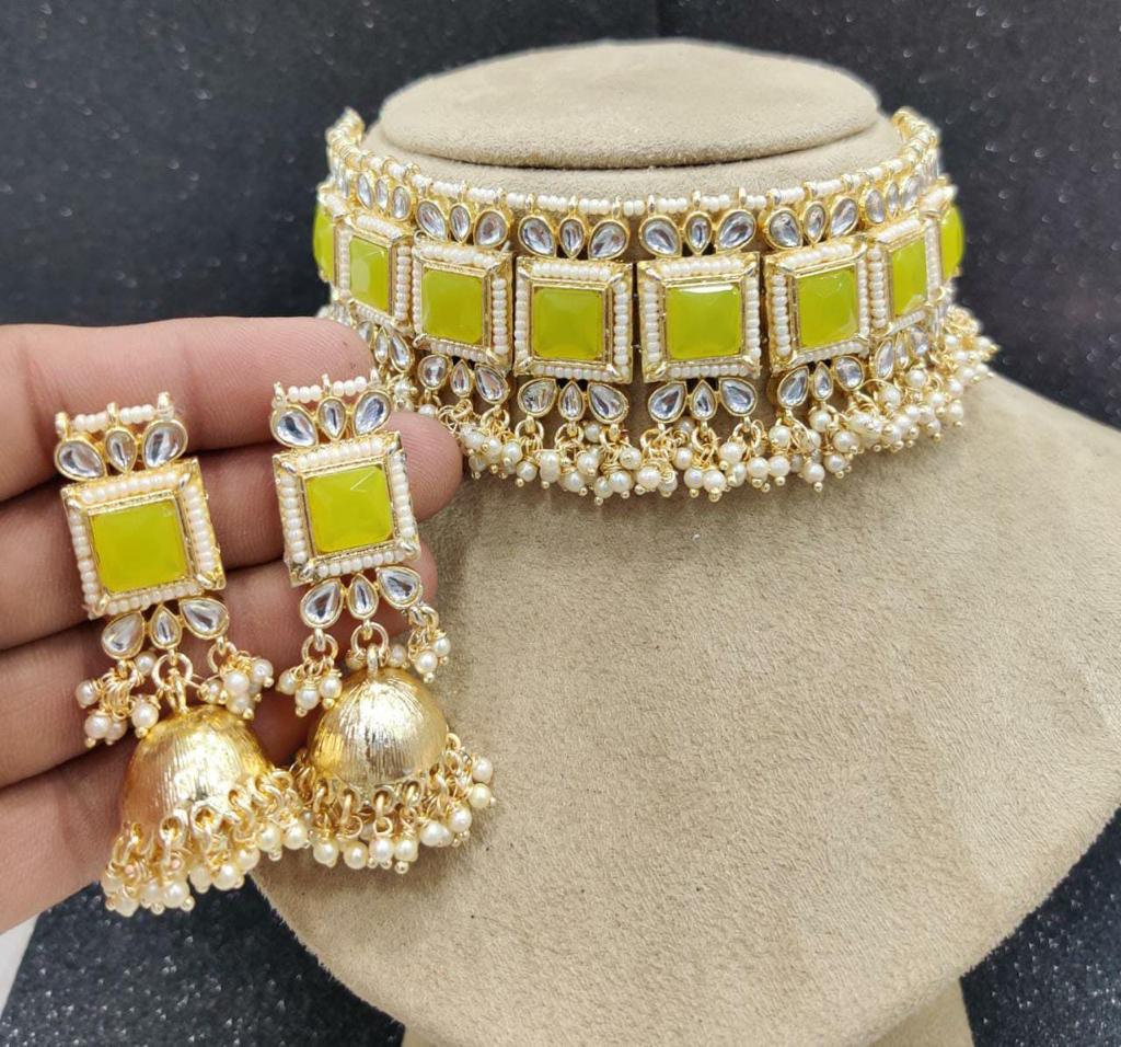 India Art Gold Plated Kundan And Pearl Necklace Set