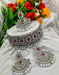 India Art Silver Plated Kundan And Peral Necklace Set