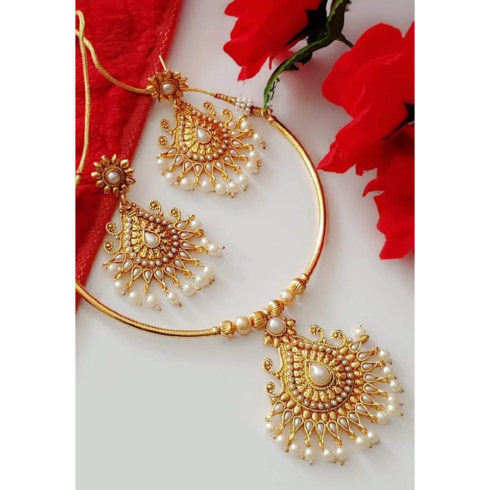 India Art Gold Plated Pota Stone And Pearl Necklace Set
