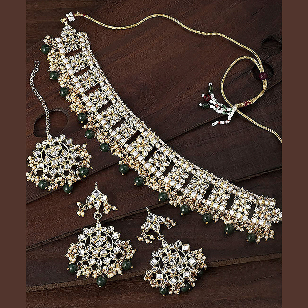 Etnico Gold Plated Traditional Kundan & Pearl Studded Choker Jewellery Necklace Set with Earrings & Maang Tikka For Women (K7069G)