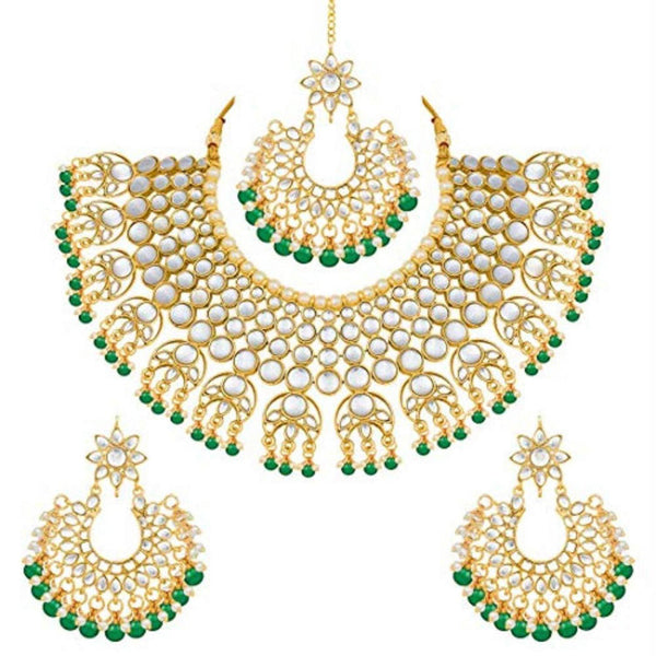 Etnico 18K Gold Plated Traditional Handcrafted Faux Kundan & Pearl Studded Bridal Choker Necklace Jewellery Set with Earrings & Maang Tikka (K7077G)