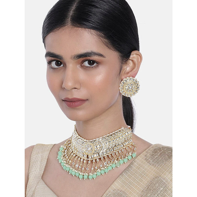 Etnico 18K Gold Plated Traditional Kundan & Pearl Studded Choker Necklace Set For Women/Girls (K7210Min)